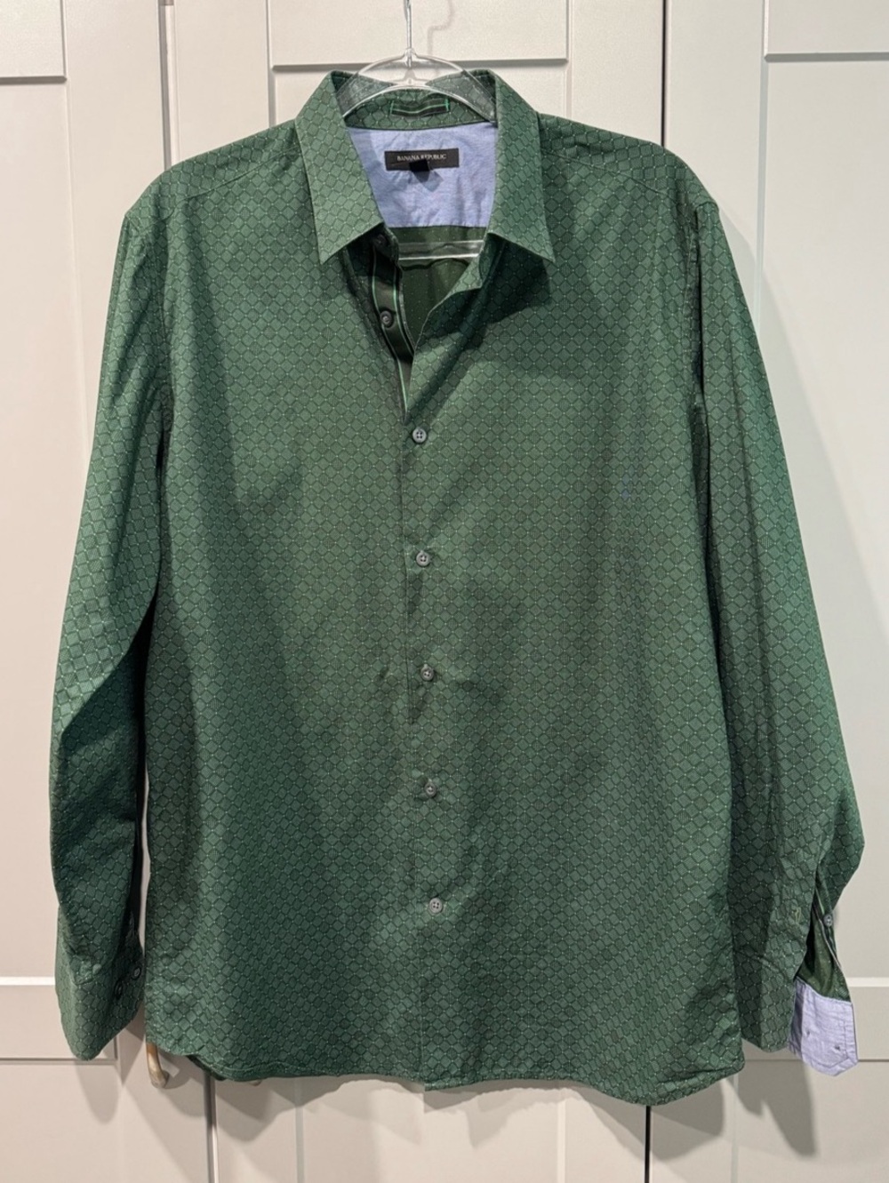 Banana Republic Geometric Button Down in Green Large Like New
